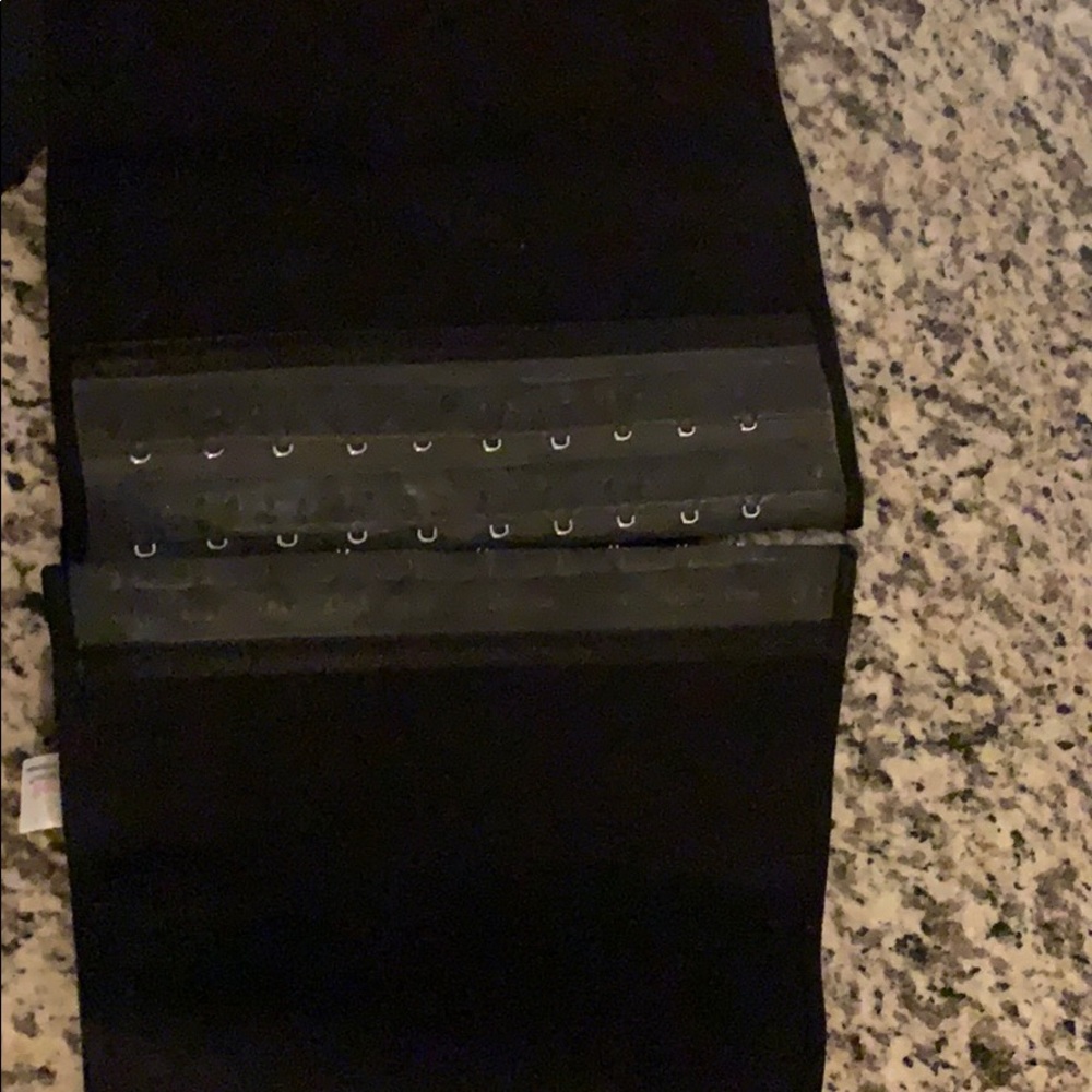Waist trainer